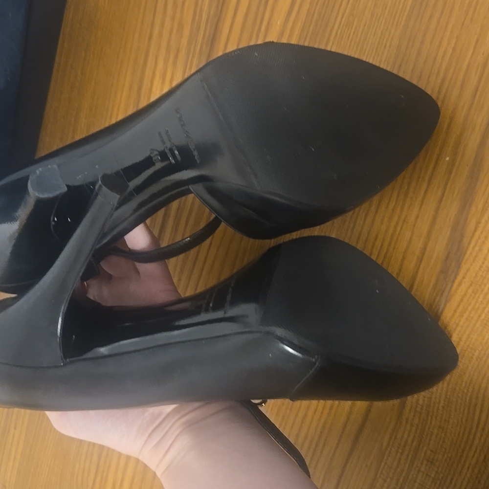 Dolce & Gabbana Heels - Picture 6 of 7